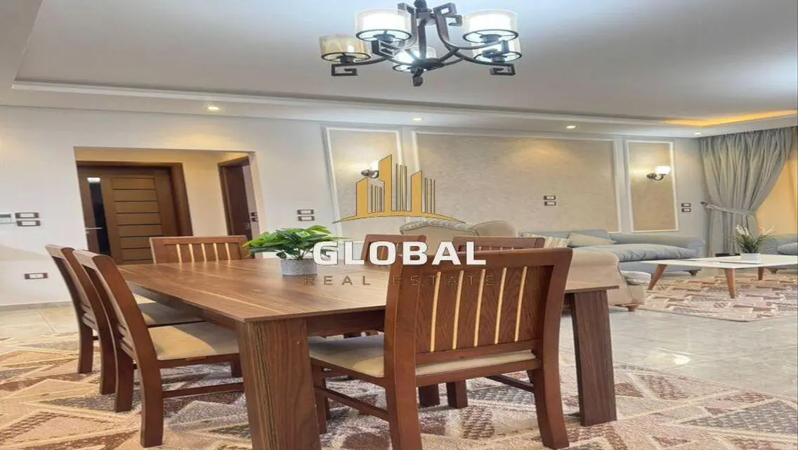Stunning Apartment with Full Amenities in Prime Location