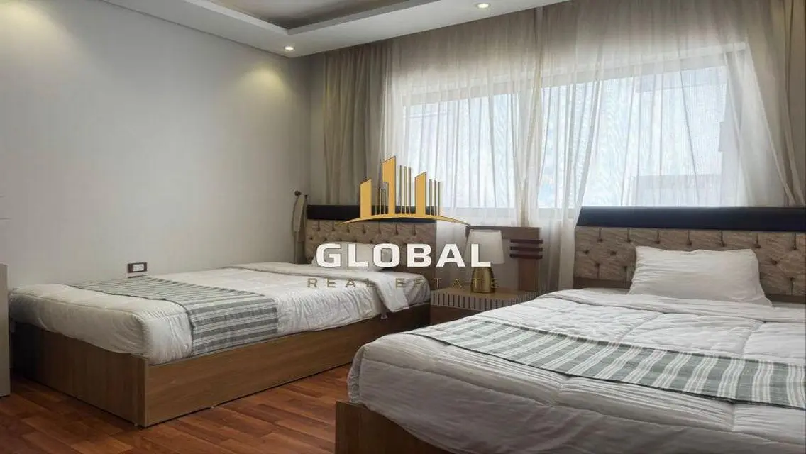 Stunning Apartment with Full Amenities in Prime Location