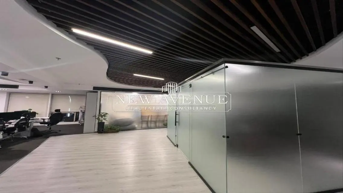 Fully finished office 550m at North 90 street