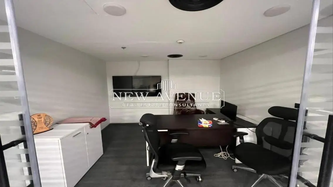 Fully finished office 550m at North 90 street