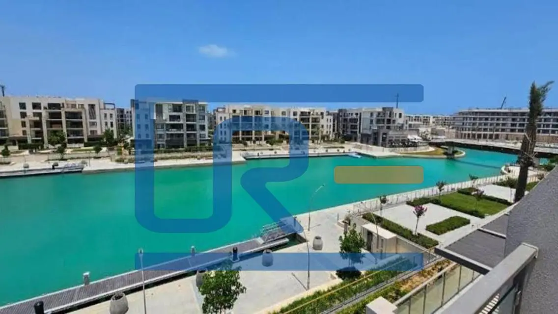شاليه متشطب بالكامل للبيع في مراسي مارينا 1