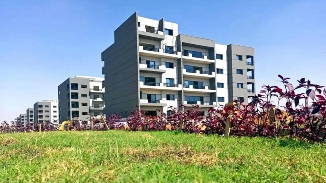 Fully finished apt. with 10y inst\n prime location