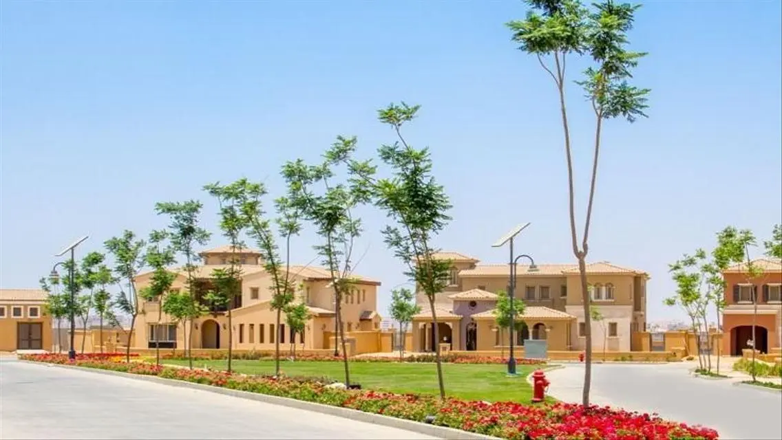 Twin house for rent in Mivida Compound -