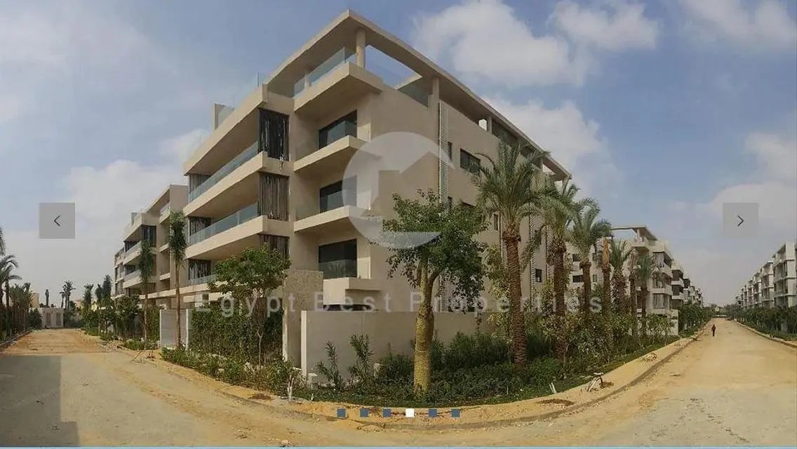 Ground floor resale in lake view residence R T M