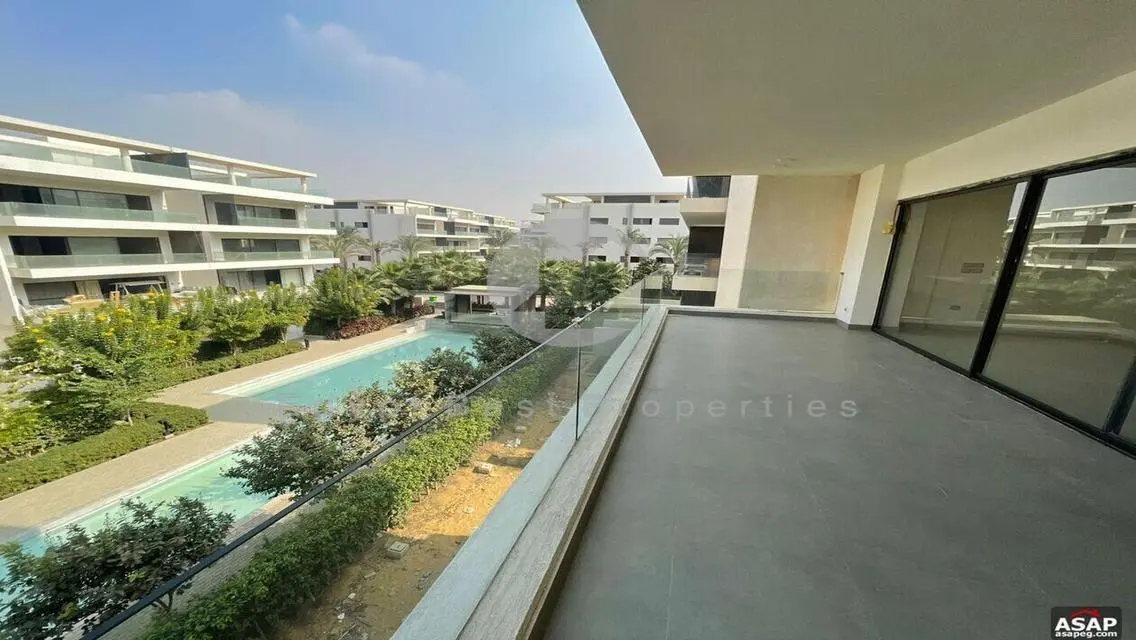 Ground floor resale in lake view residence R T M