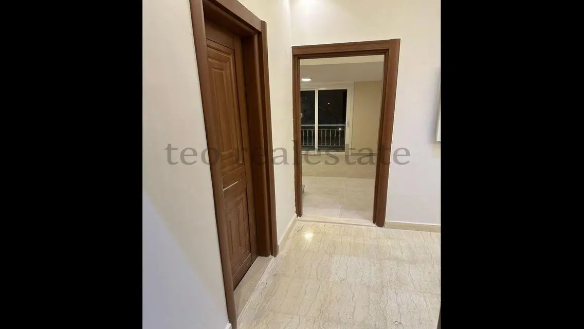 فيلا فاضيه لقطه بتشطيبات الترا لوكس اول سكن