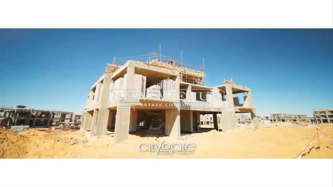 Ready to move Townhouse Middle in City Gate Dyar