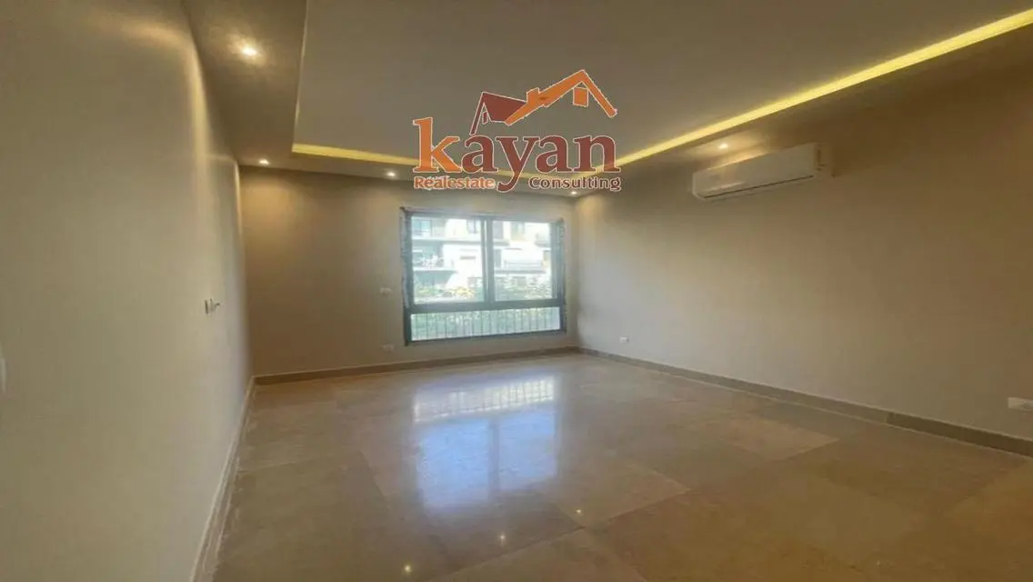 3 bedroom apartment with kitchen and ac in eastown