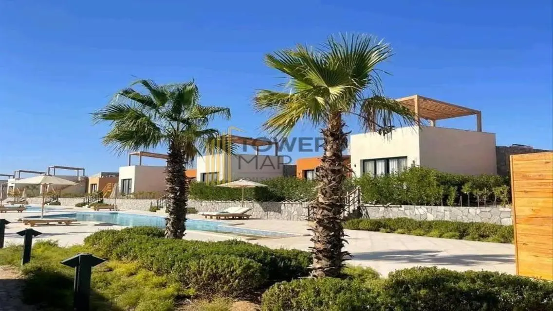 Villa fully finished /2 BR with plot 400m /over 7y