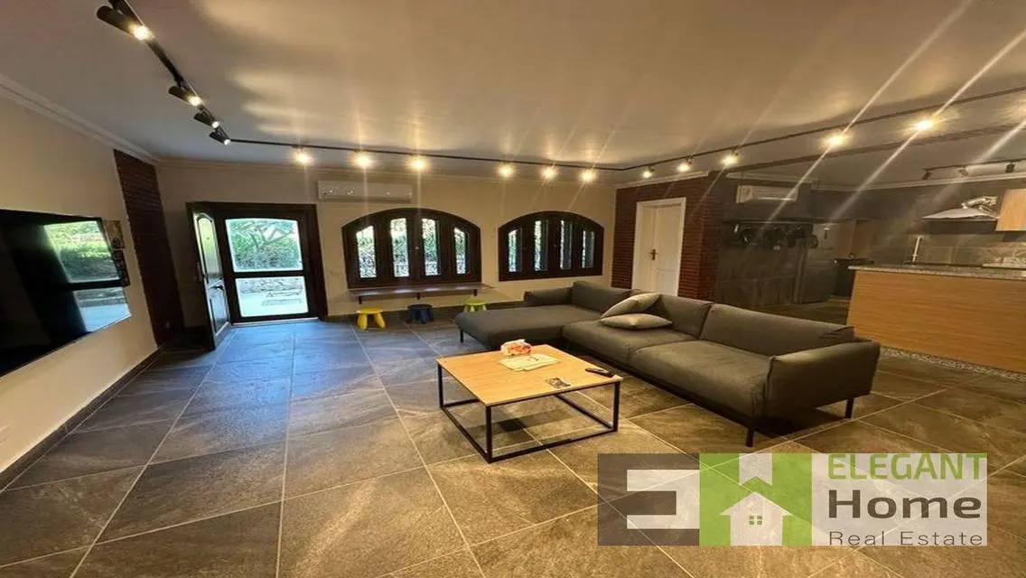 Luxury Villa with Private Garden and Pool in Prime Location