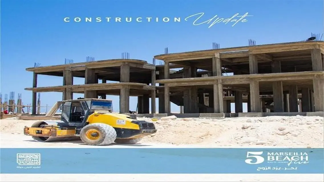 Chalet Ground Finished in Marseilia Over 8 Years