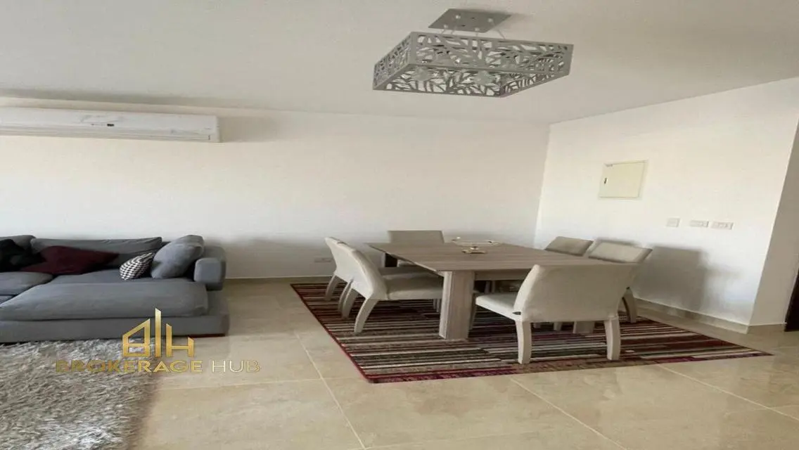 furnished Apartment -rent- in fifth square Marasem