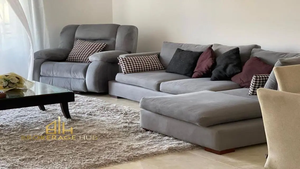 furnished Apartment -rent- in fifth square Marasem