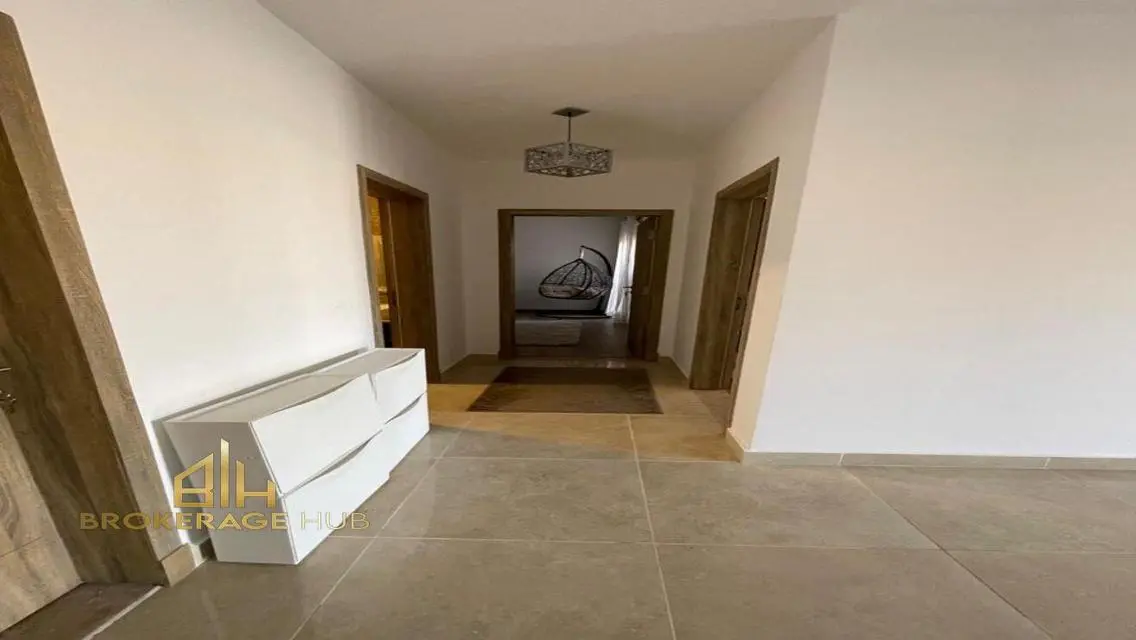 furnished Apartment -rent- in fifth square Marasem