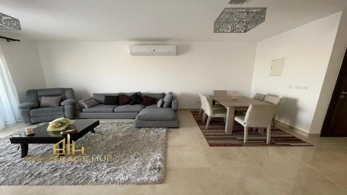 furnished Apartment -rent- in fifth square Marasem