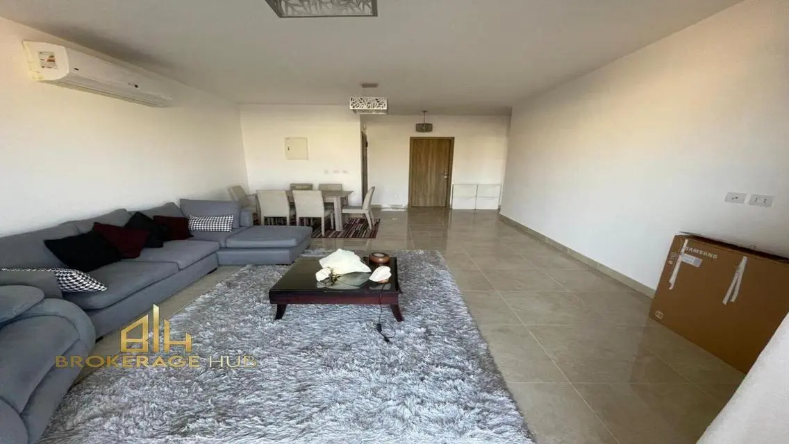 furnished Apartment -rent- in fifth square Marasem