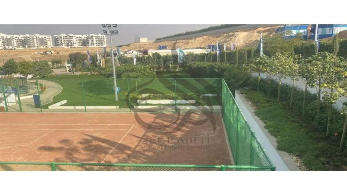 شقه بحرى باقل مقدم بماونتين فيو اى سيتى
