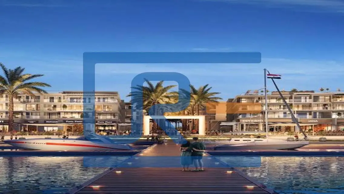شاليه دور أرضي على حمام سباحة في مراسي مارينا