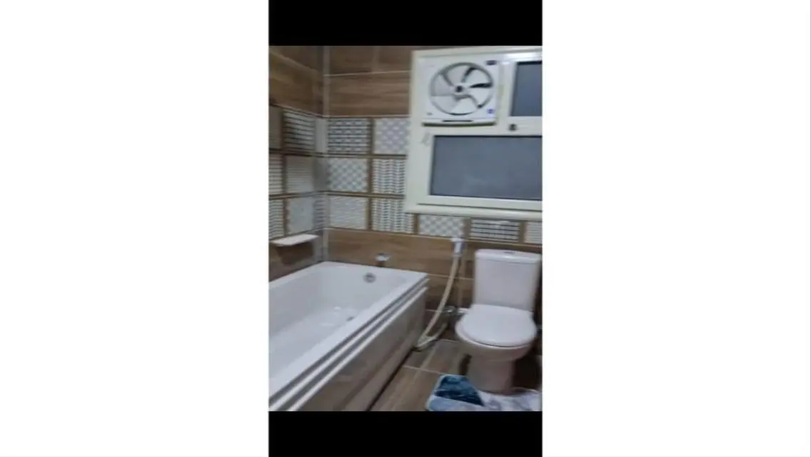 شقه الايجار البنفسج التجمع الخامس قريبه م واتر واي