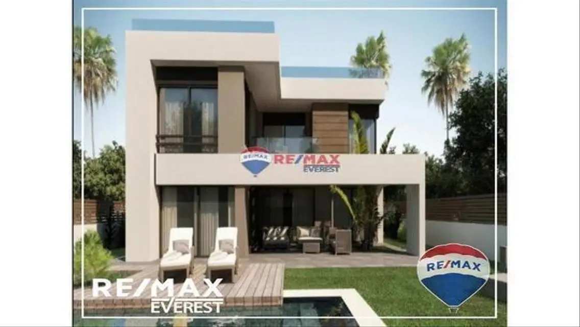 Townhouse in The Crown Palm Hills-Attractive Price
