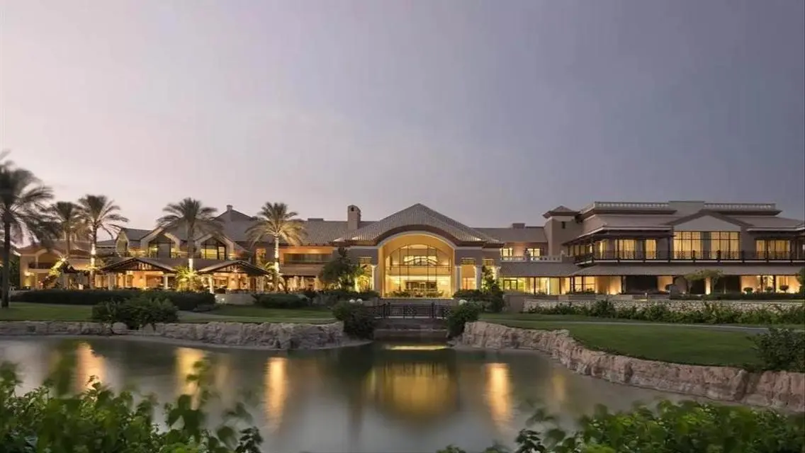 Luxurious Apartment with Spacious Design and Complete Amenities