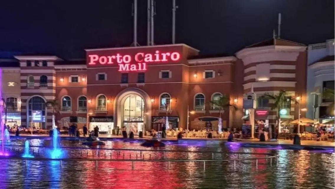 Shop for sale in Porto New Cairo with a large area