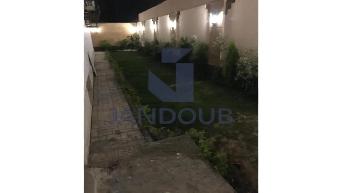 شقة للبيع في البنفسج عمارات - موقع متميز