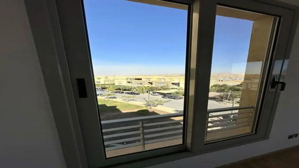Luxury finished apartment in Palm Parks,best price