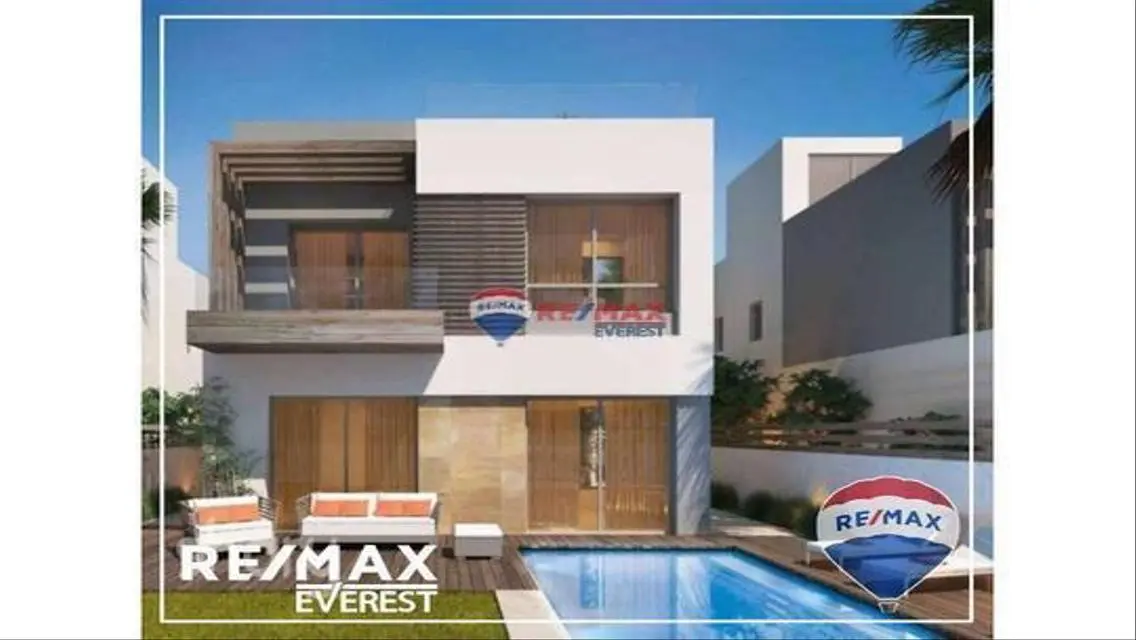 Townhouse in The Crown Palm Hills-Attractive Price