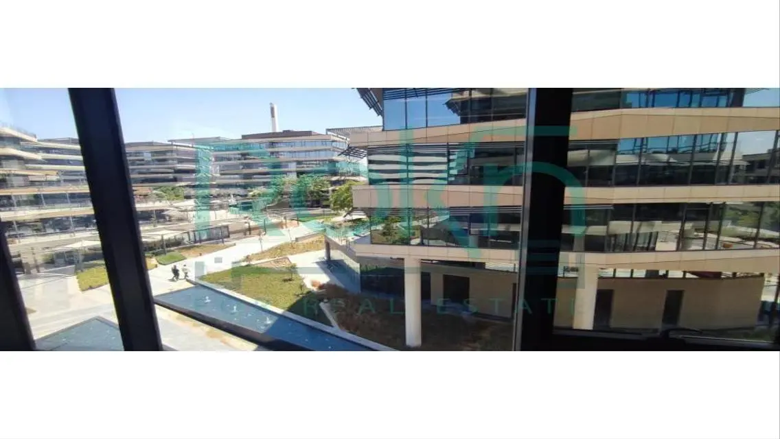 Modern Office for Sale - 70000 sqm at an Attractive Price