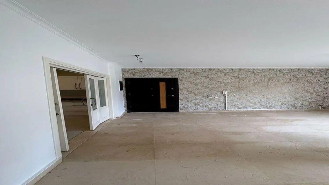 Palm Parks,ground floor, semi furnished, pool view