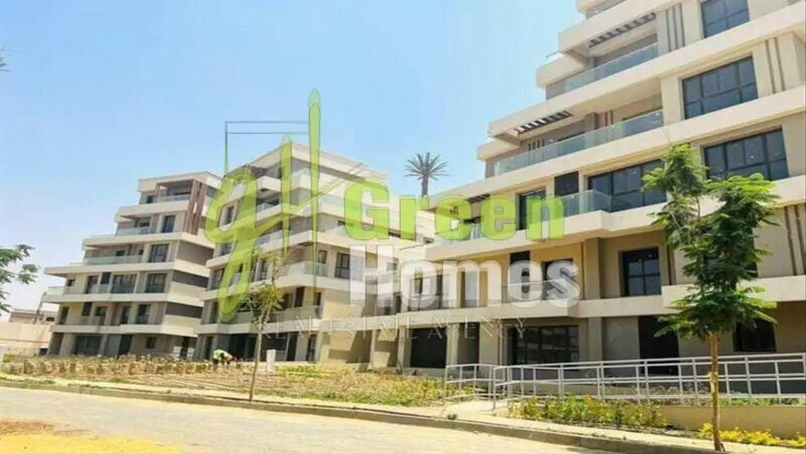 Duplex Garden in Sky Condos – Direct on Main Park