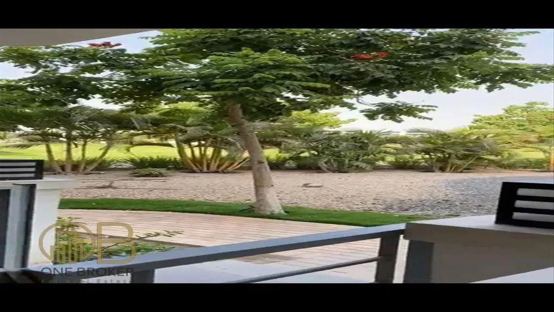 Luxury Apartment with Private Garden and Complete Amenities