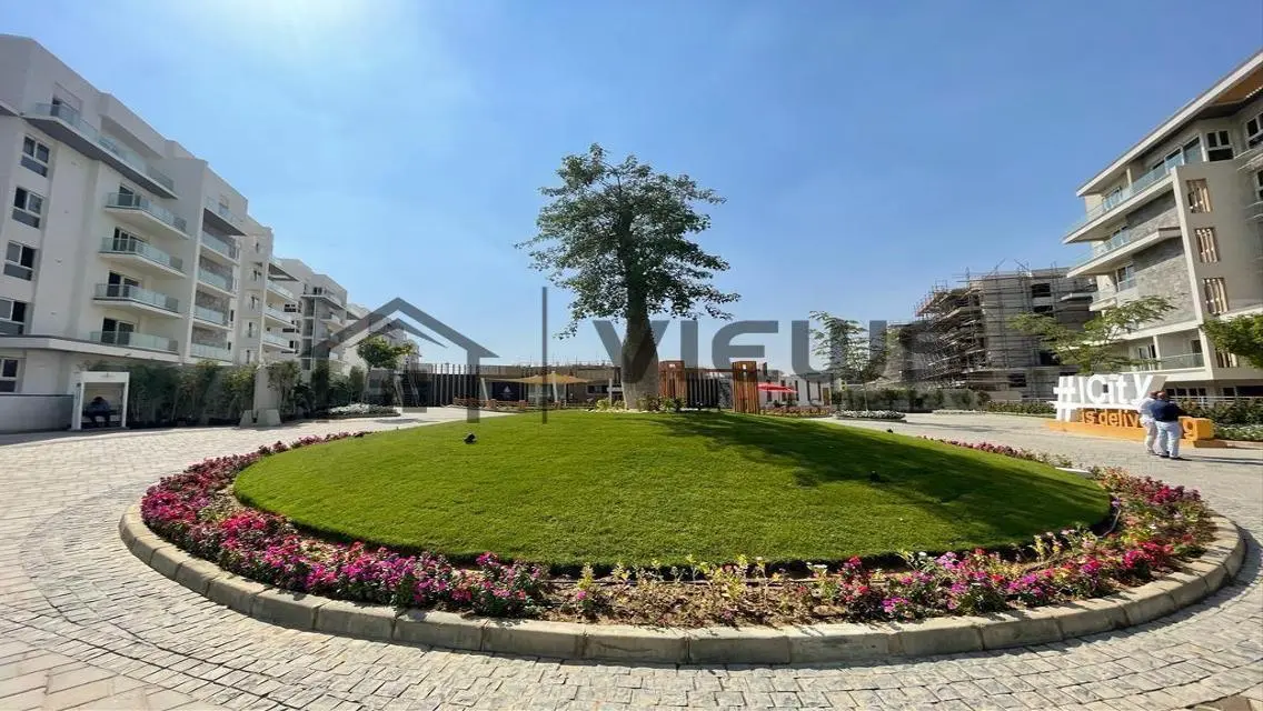 شقة فاخرة في I-City بسعر مغري
