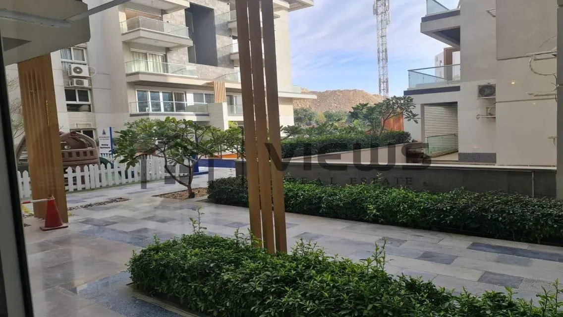شقة فاخرة في I-City بسعر مغري