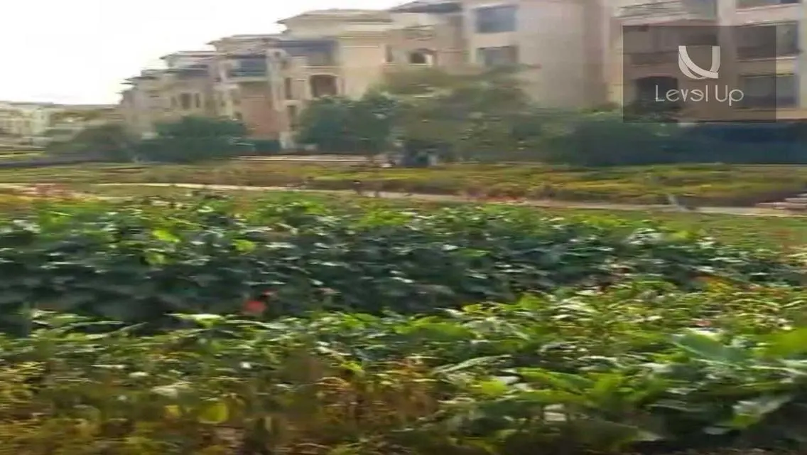 Land with garden for sale in Stone View Lake