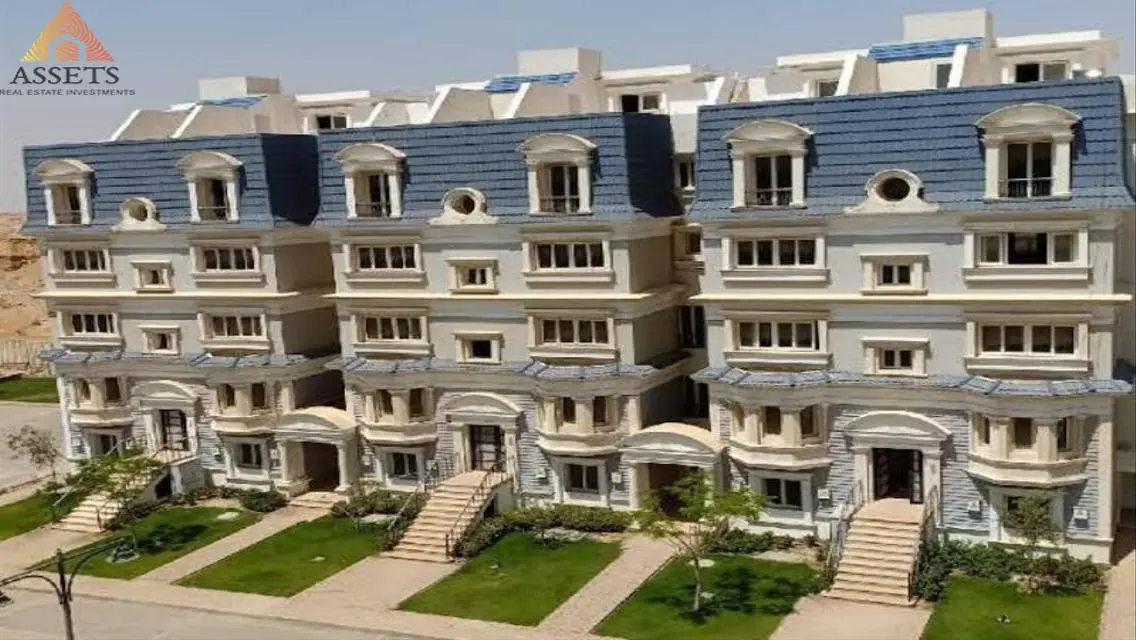 Luxurious Lakeview Apartment with Excellent Amenities