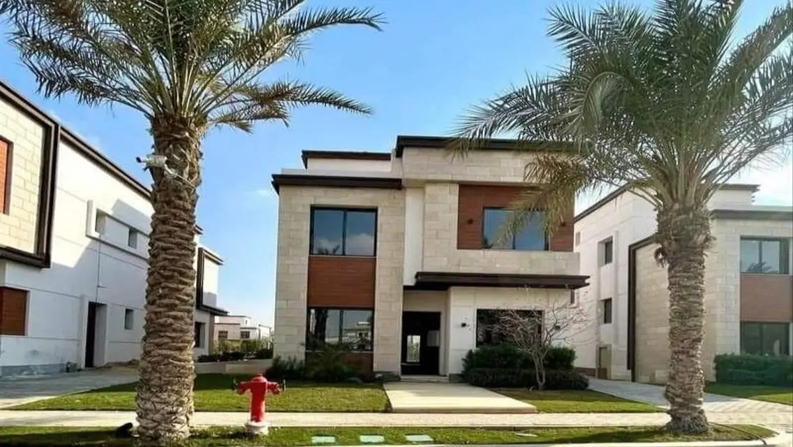 باقل سعر تاون هاوس ريسيل فالسوق بمقدم واقساط