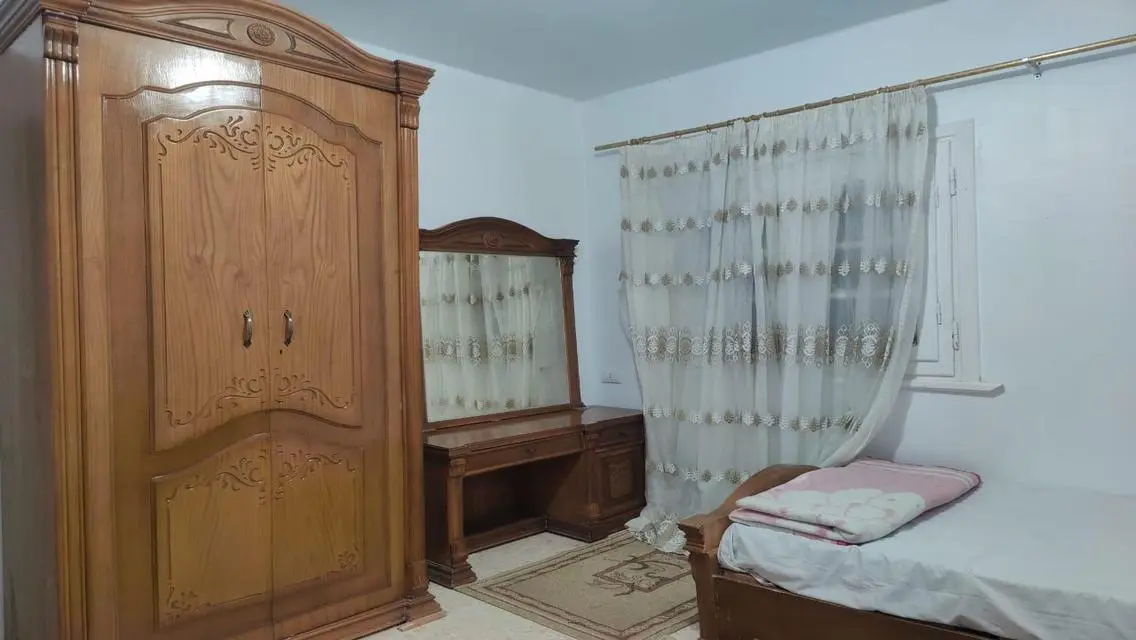 شقة فاخرة للإيجار مع ميزات متعددة