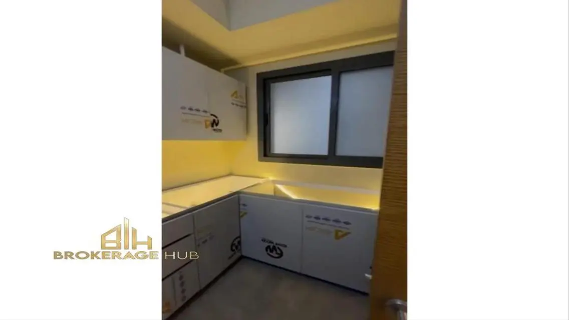 Apartment for RENT-Kitchen and ACs- Villette