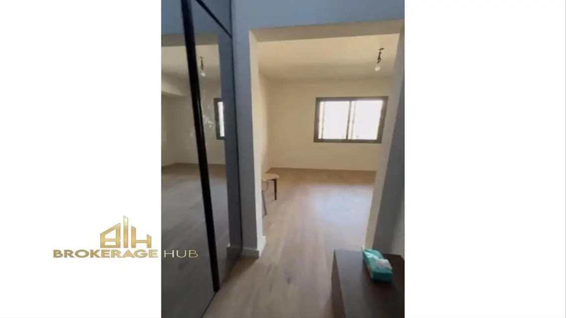 Apartment for RENT-Kitchen and ACs- Villette