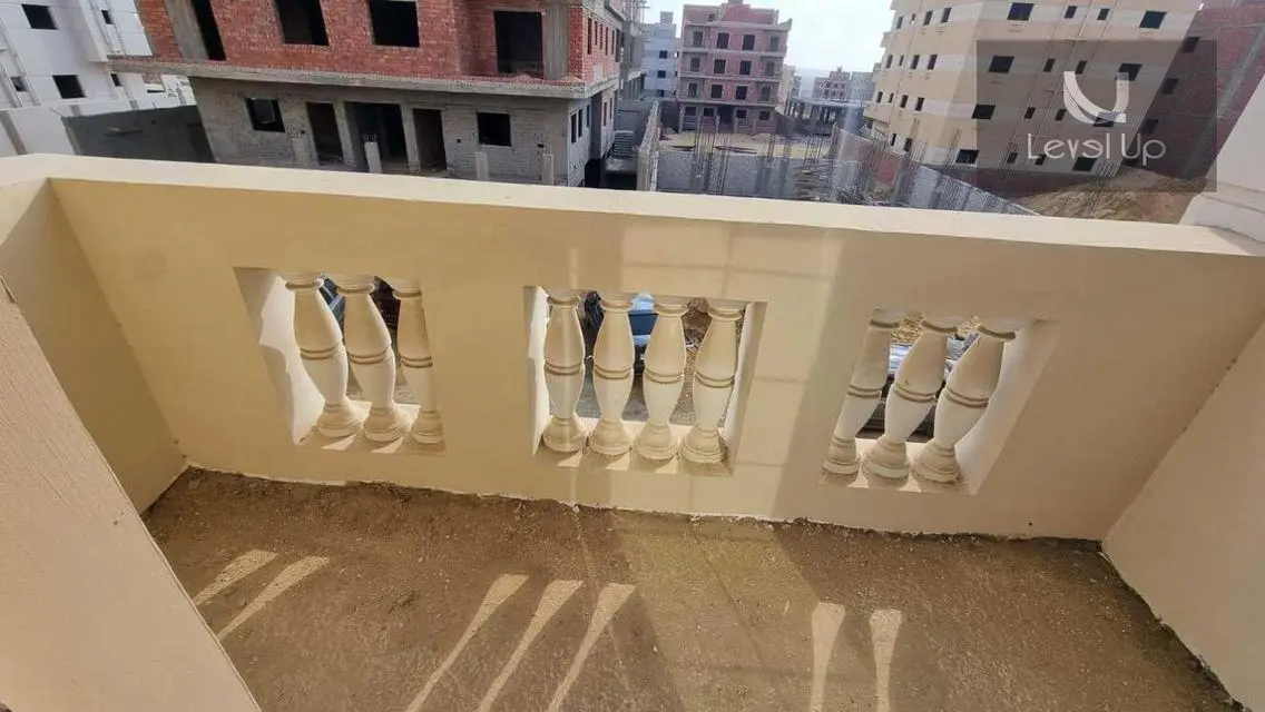 دوبلكس بجاردن للبيع في النرجس الجديدة بسعر خرافي