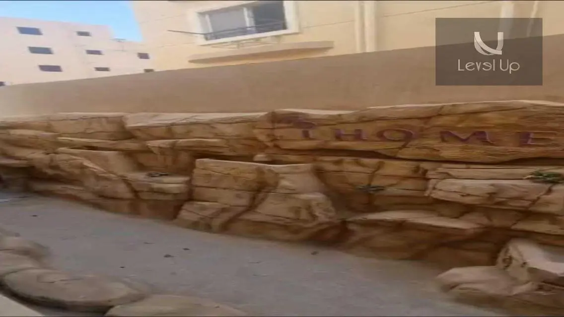 دوبلكس بجاردن للبيع في النرجس الجديدة بسعر خرافي