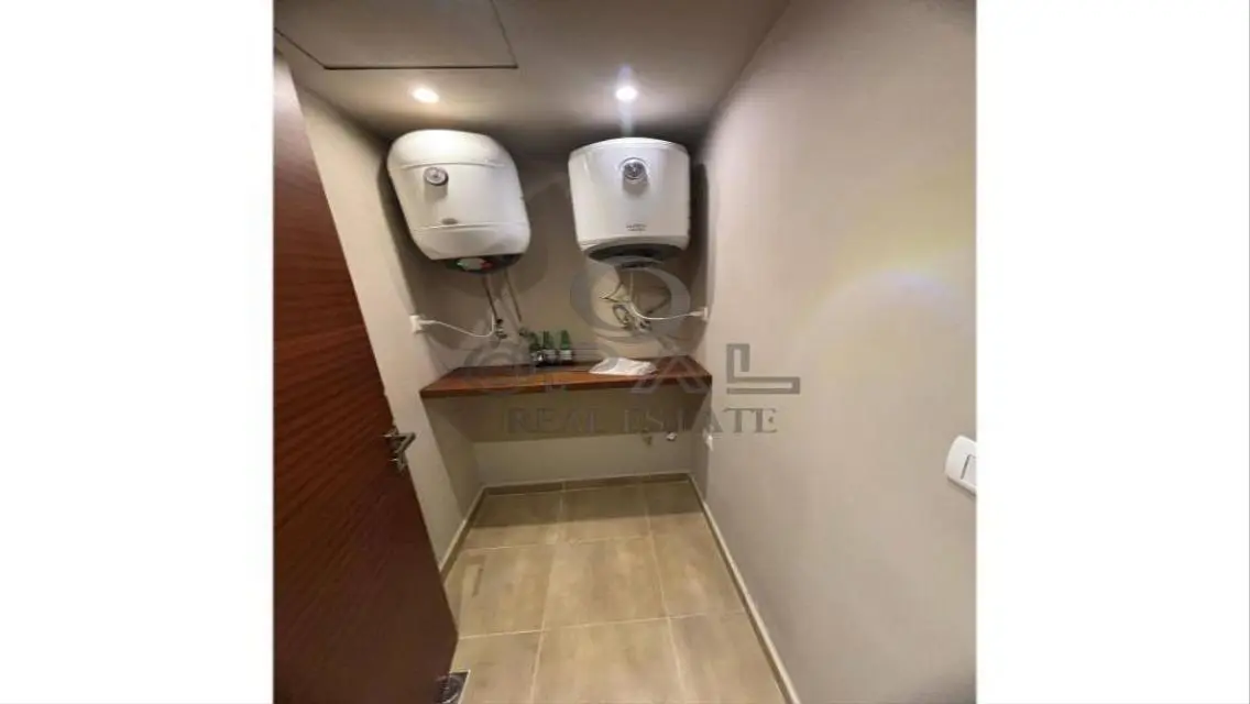 Ground apartment( 3bd + nannys for rent in Westown