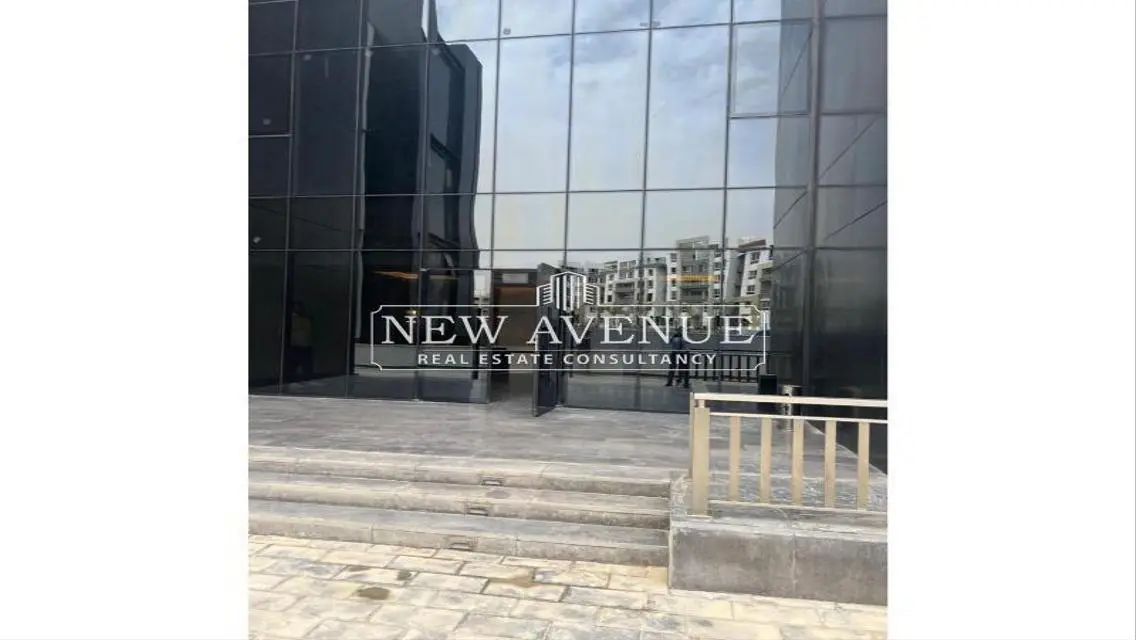 Admin Office For rent at Hyde park New Cairo