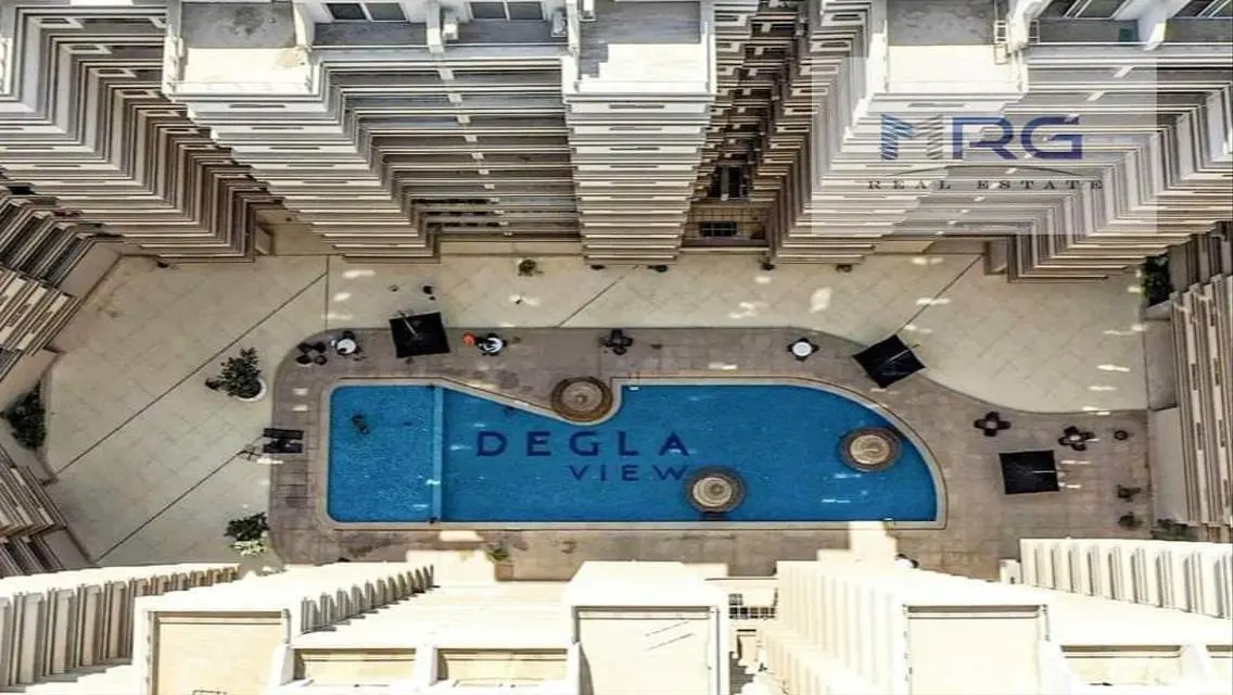 The apartment overlooks the ring road