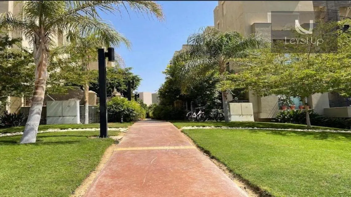 شقة للبيع بسعر لقطة في فيلدج جيت علي فيو مميز