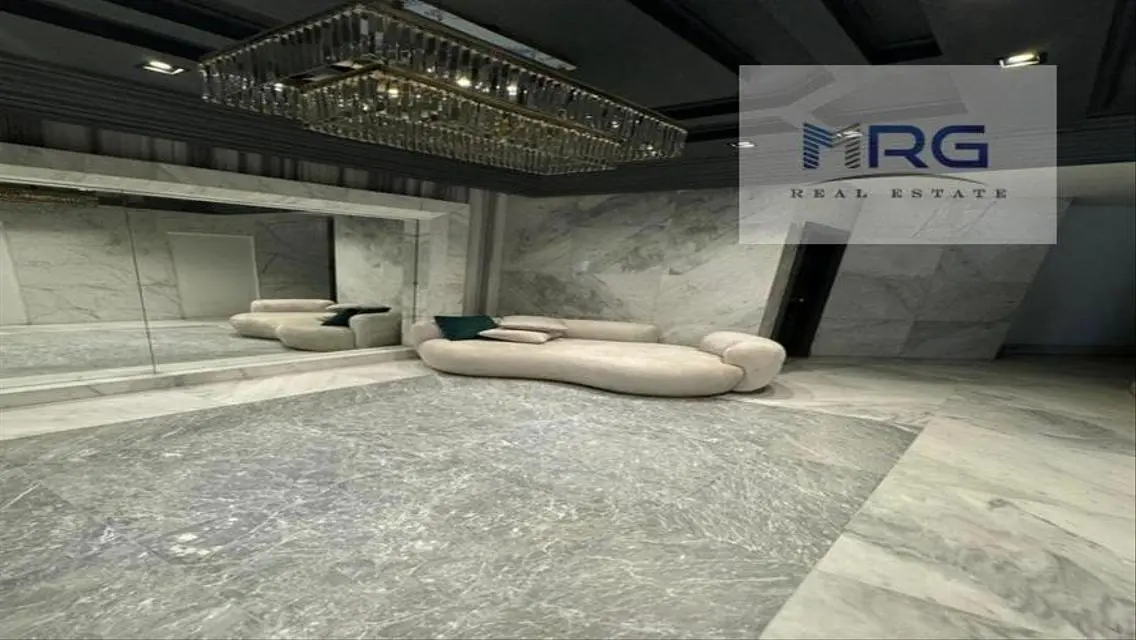 Apartment with direct view on the ring road