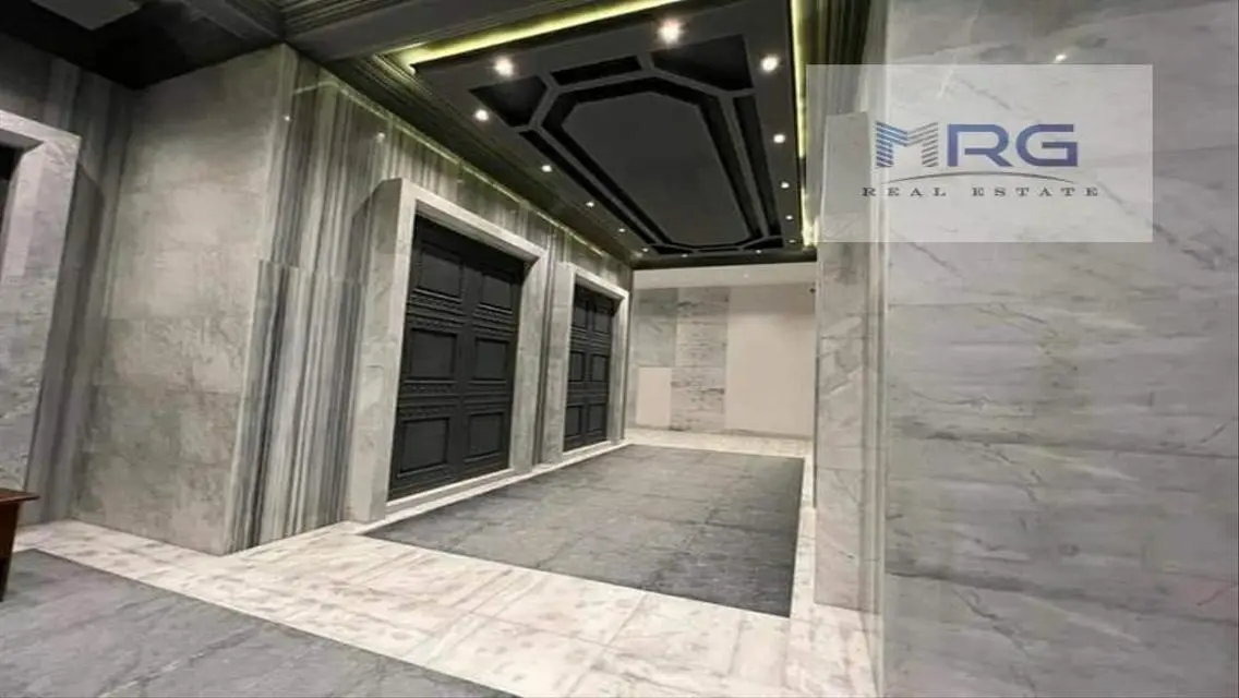 Apartment with direct view on the ring road