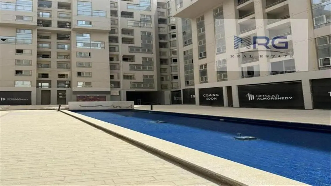 Apartment with direct view on the ring road